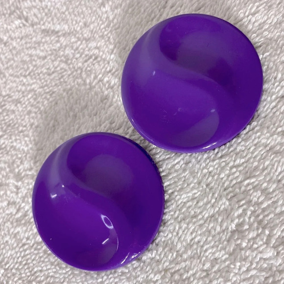 Vintage Round Purple Textured Clip On Earrings - Picture 1 of 9